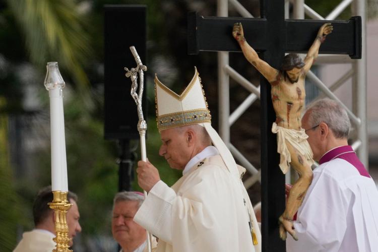 Pope prays for end to 'fratricidal hatred' as he celebrates anniversary with visit to Pompeii