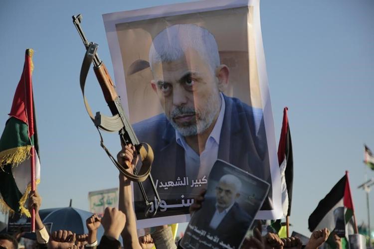 In Israeli footage of the last minutes of Hamas leader's life, some see a symbol of defiance