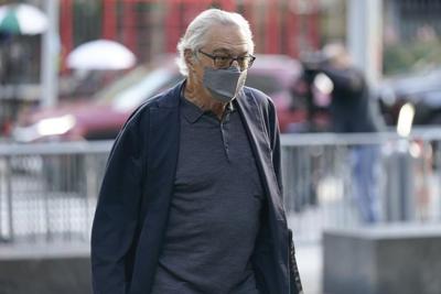 Actor Robert De Niro's ex-top assistant cites courtroom outburst as an example of his abusive side