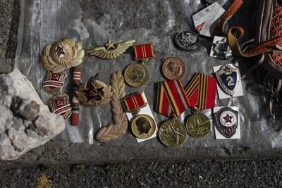 A cherished weekend flea market in the Ukrainian capital survives despite war