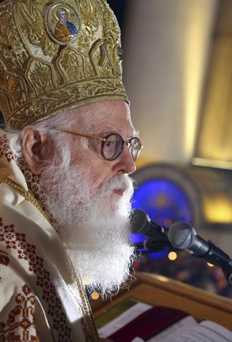 Archbishop Anastasios, who revived the Orthodox Church in Albania, dies at 95