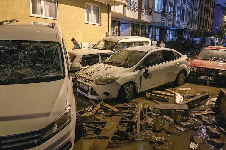 The death toll from fierce storms and flooding in Greece, Turkey and Bulgaria rises to 8