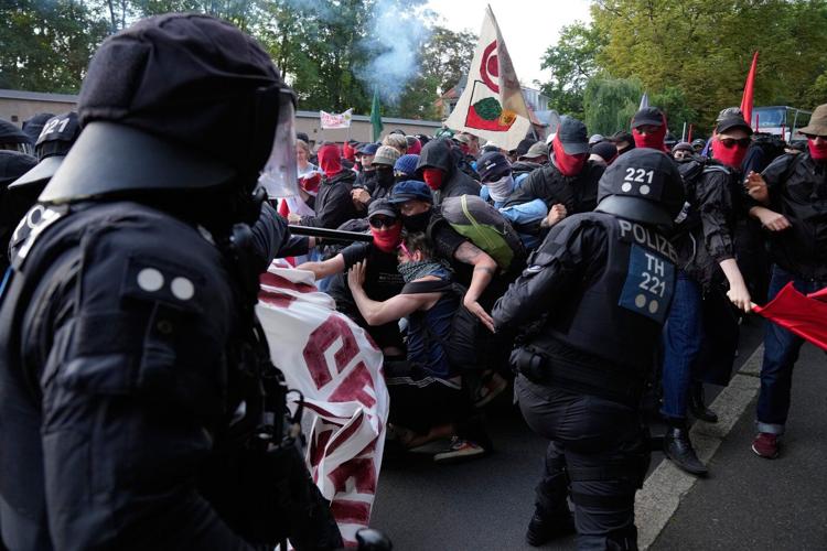 Far-right Alternative for Germany party elects leaders as protesters and police clash