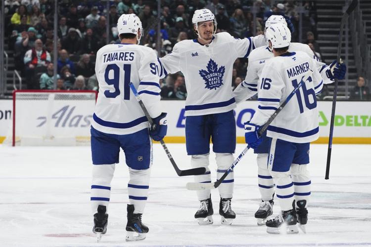 Toronto goalie Anthony Stolarz leads Maple Leafs to 3-1 win over Kraken
