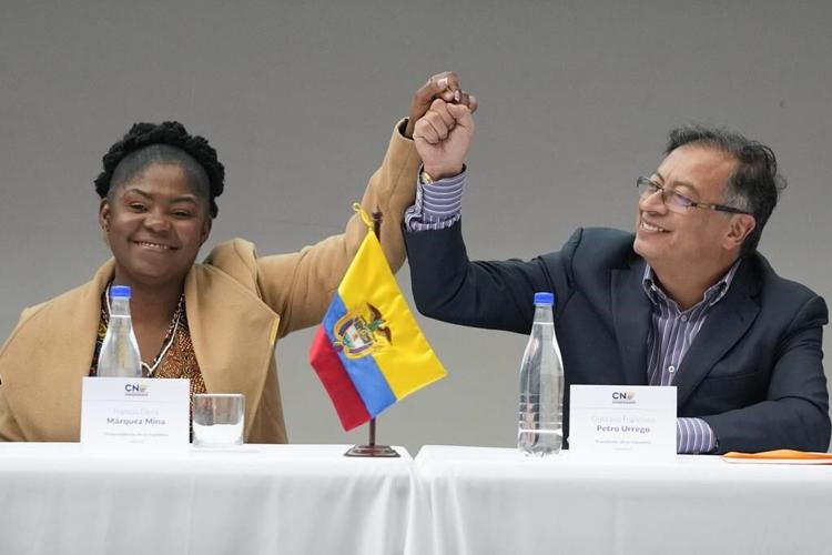 Colombia VP says she was targeted with roadside bomb
