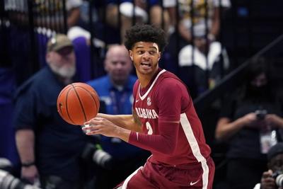 Defense lawyers seeks bond for basketball player