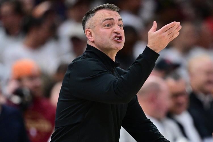 Toronto Raptors sign head coach Rajakovic to multi-year extension