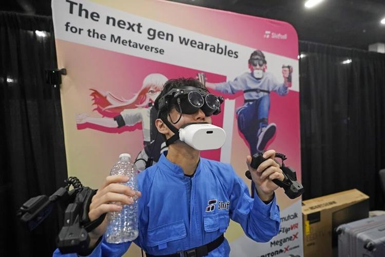 CES 2023: Smelling, touching take center stage in metaverse