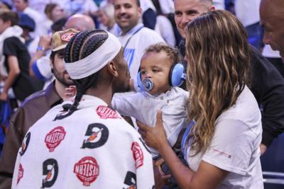 Shai Gilgeous-Alexander tearfully thanks wife during MVP speech
