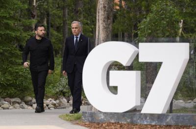 Carney, Zelenskyy talk as world leaders prepare for Trump-Putin summit on Ukraine war