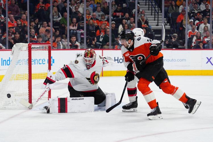 Tim Stutzle scores in overtime to give the Senators a 3-2 win over the Flyers