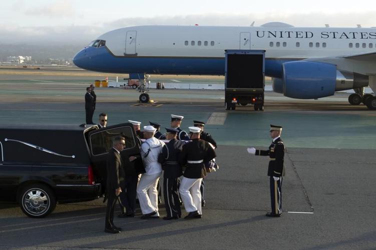 California Sen. Dianne Feinstein's body returns to San Francisco on military flight