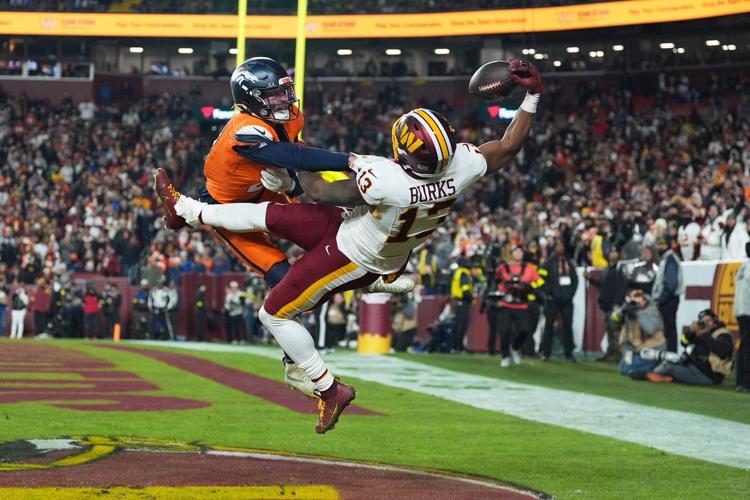 Nik Bonitto bats away 2-point try in OT and Broncos escape with 27-26 win over Commanders