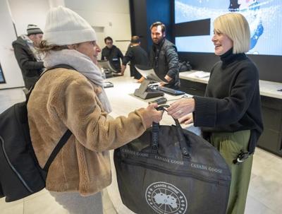Les dirigeants de Canada Goose ont occupé des postes de vendeurs lors du Vendredi fou