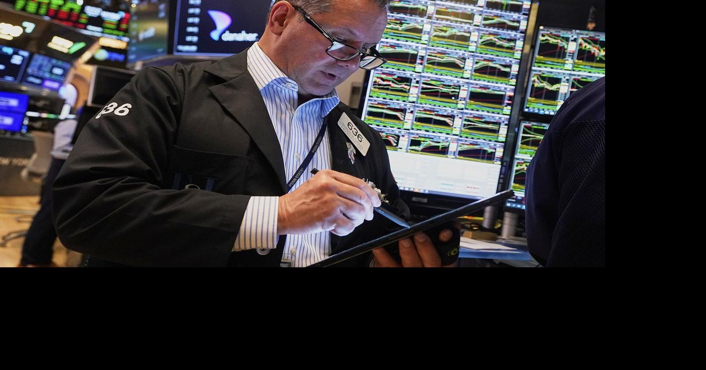 S&P/TSX composite index edges higher, U.S. stock markets mixed | Business News  www.thecanadianpressnews.ca