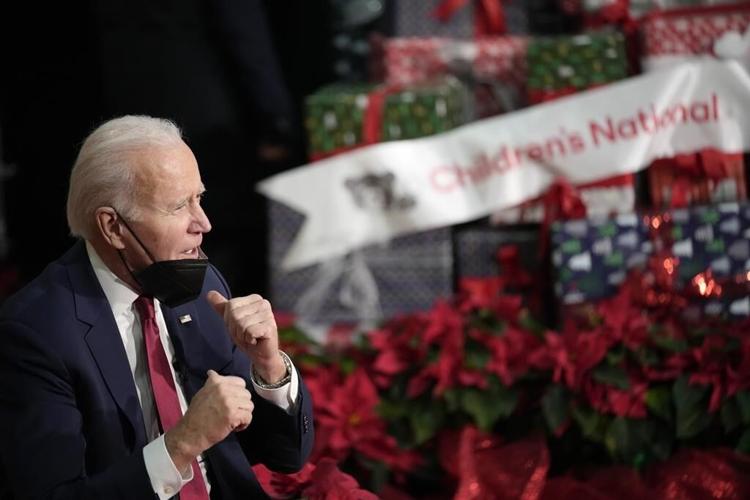 Bidens visit patients at Children's ɫֱ Hospital
