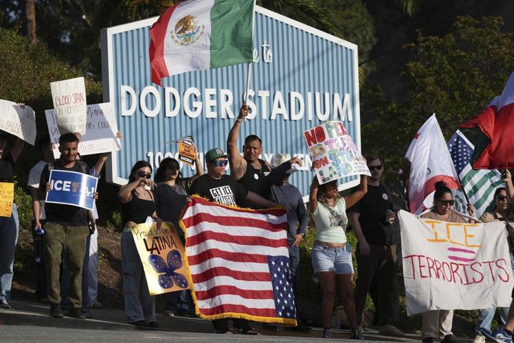 Trump administration sues Los Angeles, claiming the city refuses to cooperate on immigration