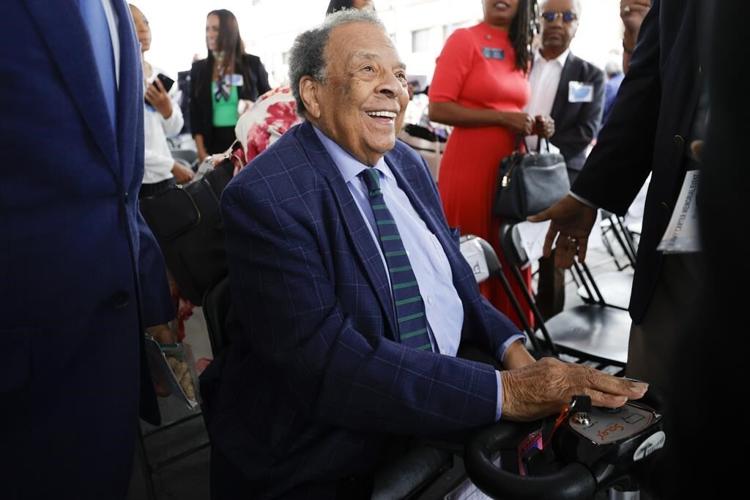 Jimmy Carter, 3 months into hospice, is aware of tributes, enjoying ice cream