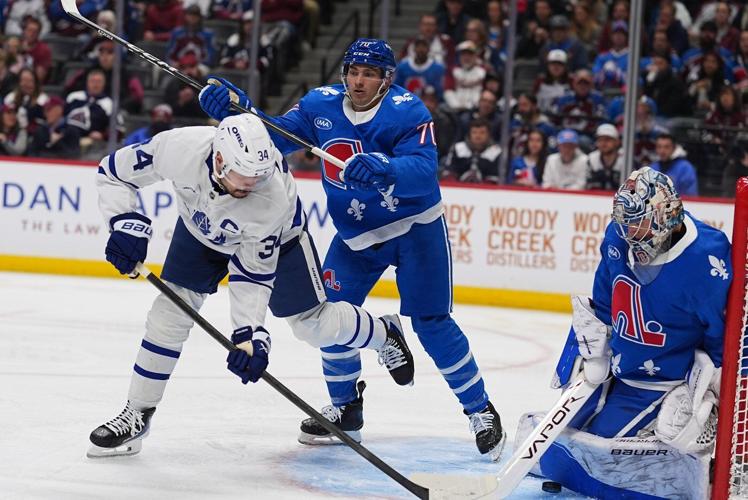 Nylander's OT goal gives Leafs 4-3 victory, snaps Avalanche's 17-game home win streak