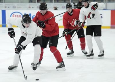 Best friends Conor Geekie, Denton Mateychuk hoping for more memories at world juniors