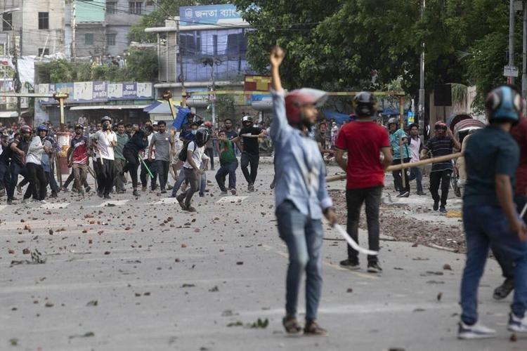 Here's what to know about the violent protests over government jobs roiling Bangladesh