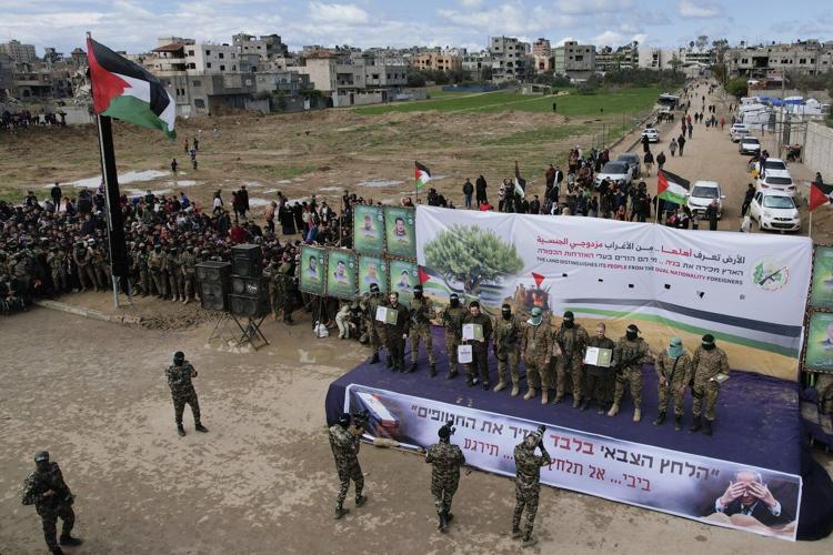 Israel delays release of Palestinian prisoners, citing 'humiliating' handovers of hostages