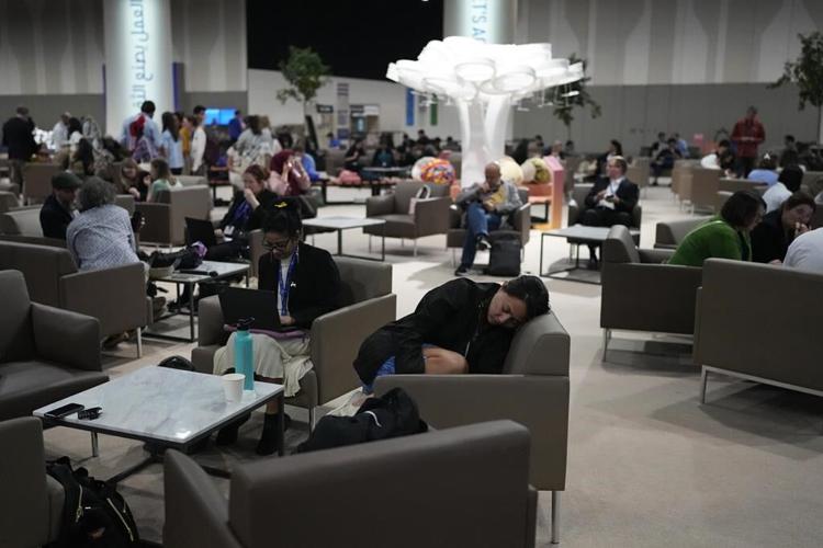 Climate talks enter last day with no agreement in sight on fossil fuels