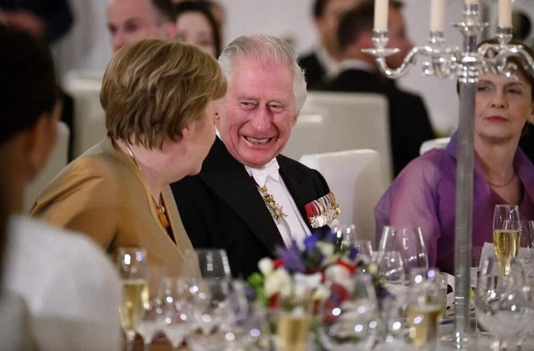King Charles III addresses German parliament, meets Scholz
