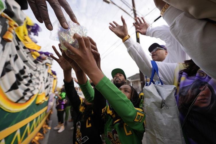 PHOTO COLLECTION: New Orleans celebrates Mardi Gras Day