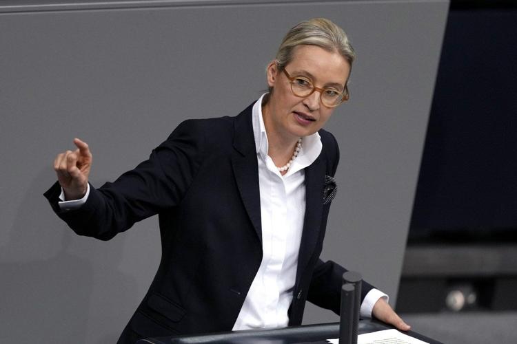 4 candidates want to be Germany's next chancellor. Who are they?