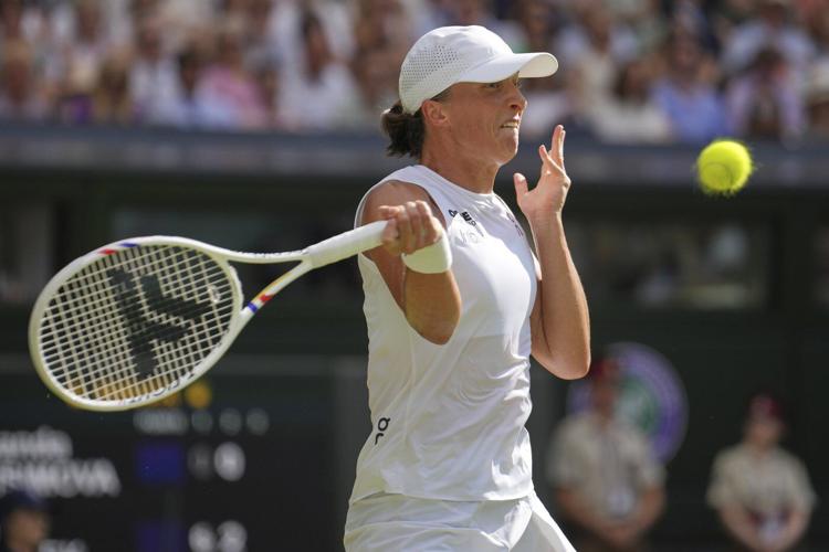 Iga Swiatek wins Wimbledon after a difficult year that included a doping case and a title drought