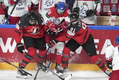 Canada tops Czechs at men's hockey worlds, will face Finland in quarterfinals
