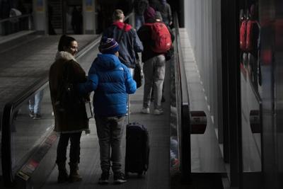 Frustration, anticipation mark industry response to budget's flight delay fixes