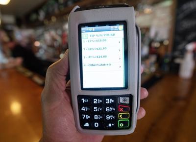 New rules on tipping, price labelling take effect across Quebec