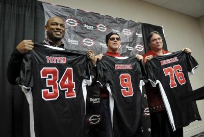 Bears great Steve McMichael contracts another infection, undergoes blood transfusion, family says