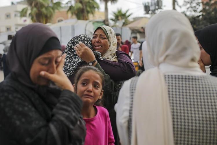The Latest | Blinken holds talks on Gaza in the wake of Israeli rescue raid and Palestinian deaths