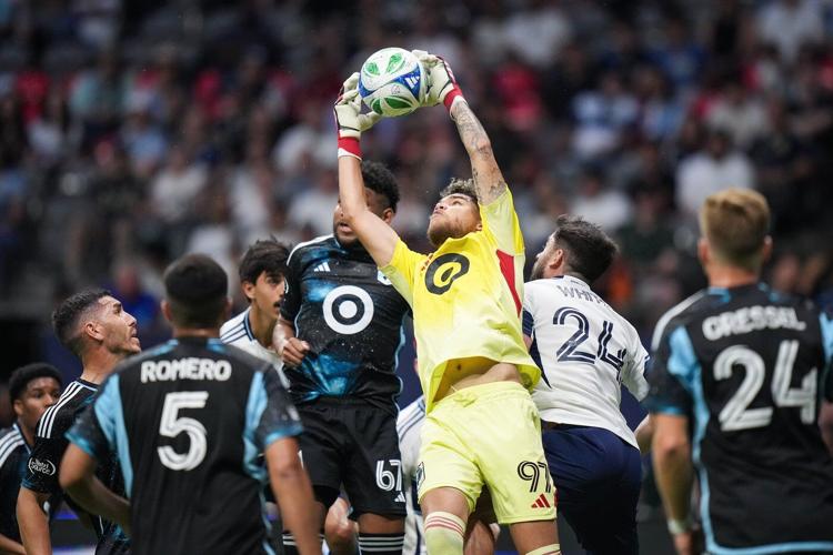 Canada's St. Clair caps off stellar season with MLS Goalkeeper of the Year Award