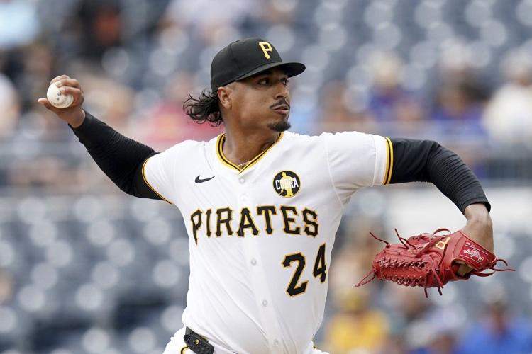 Oviedo earns 1st major league win since 2023 as Pirates beat Blue Jays 2-1 to take the series