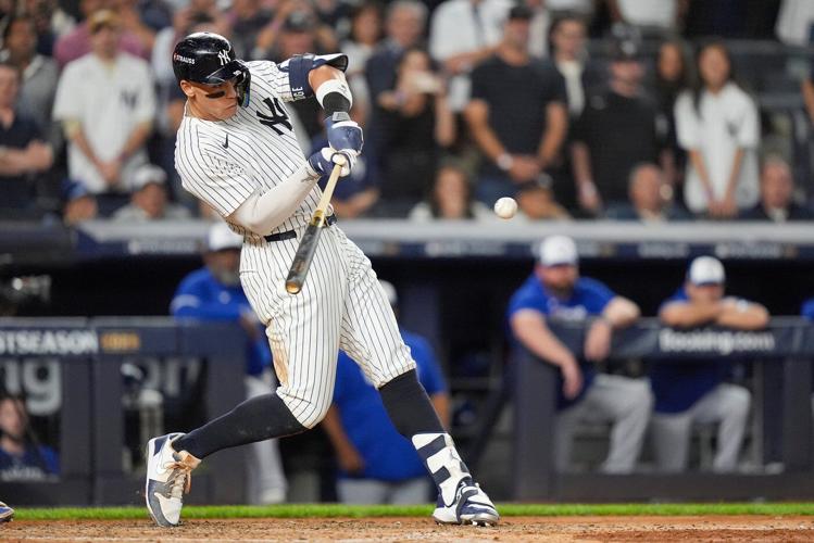 Aaron Judge does it all and rescues Yankees with `amazing swing' against Blue Jays