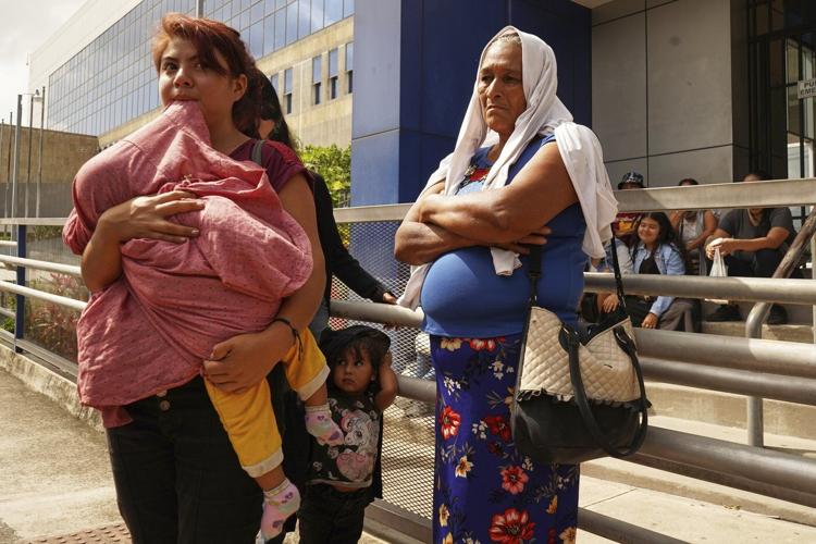 A lawyer's prolonged detention shows how El Salvador's gang emergency extends to common crimes