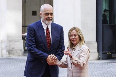 Albania proposes a draft law on a contentious deal with Italy to jointly process asylum applications