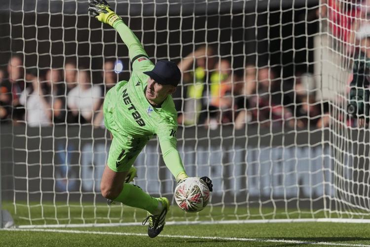 Henderson the hero as Crystal Palace beats Liverpool in penalty shootout to win the Community Shield