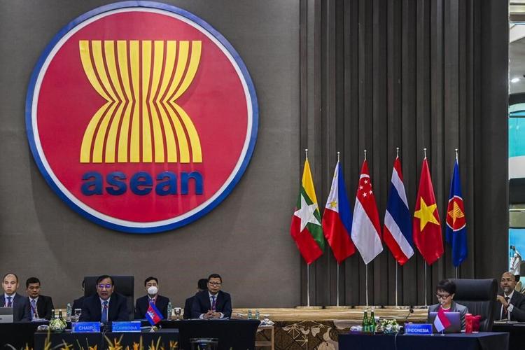 ASEAN foreign ministers urge more progress in Myanmar crisis