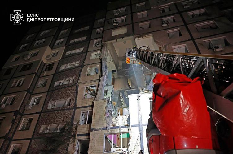 A Russian drone strike on a tower block in eastern Ukraine kills 2 and injures 12
