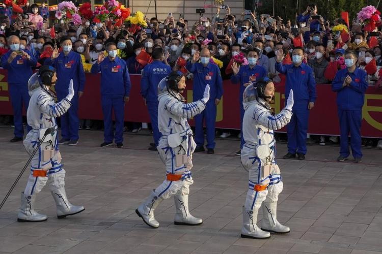 China launches new crew for space station, with eye to putting astronauts on moon before 2030