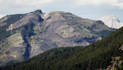 Groups want Alberta coal hearings adjourned while Appeal Court considers applications