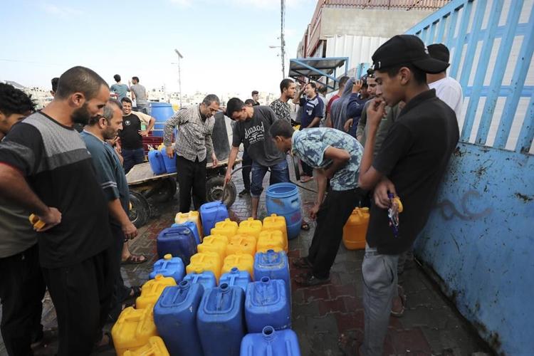 After blast kills hundreds at Gaza hospital, Hamas and Israel trade blame as rage spreads in region