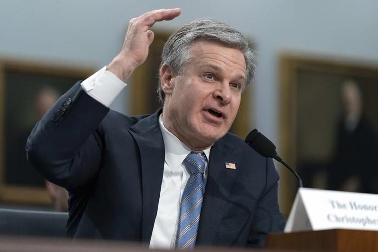 Congress' anger at FBI shapes surveillance program's future