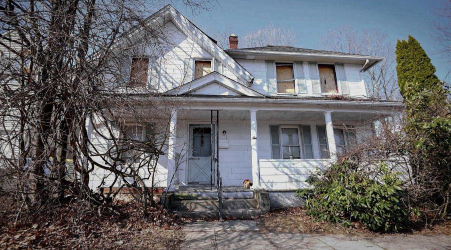 Man held captive for 20 years asks prosecutors why stepmother is free after being charged