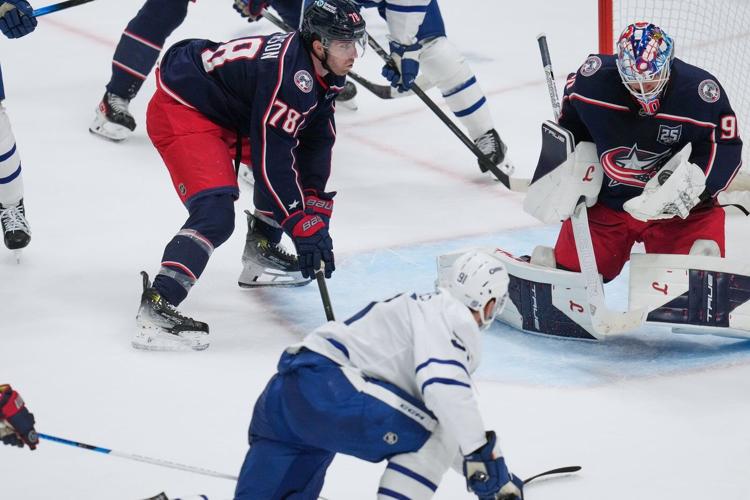 Sillinger, Olivier lead Blue Jackets to 6-3 win over Maple Leafs for third straight win